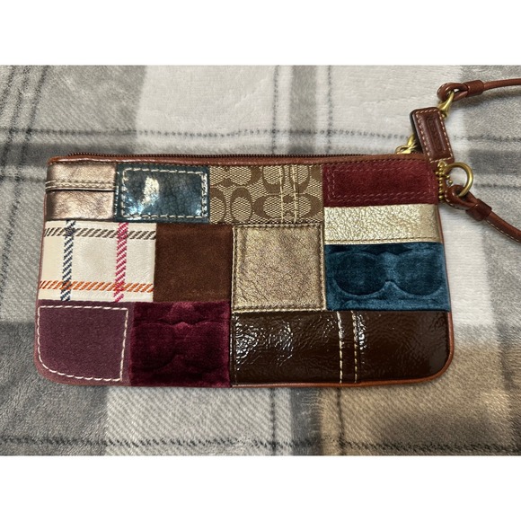 Vintage Coach Patchwork Wristlet Bag - Picture 4 of 6